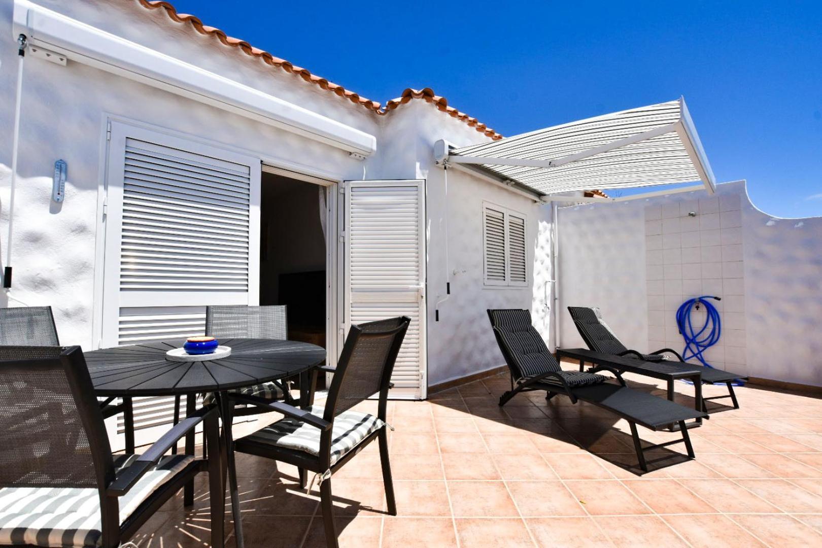 Hébergement de vacances Book Jet - Sunny With Garden And Wifi
